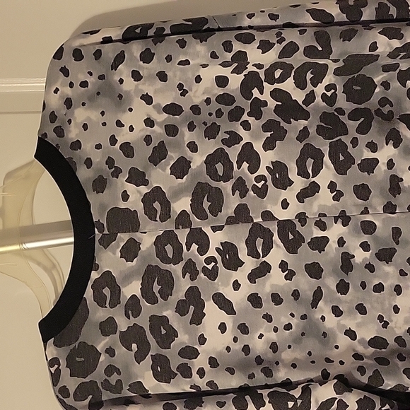 HONEYME Curvy XXXL Animal Print Sweatshirt. NEW with tags - Picture 8 of 9